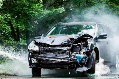 Sabunçuda maşında yanğın olub