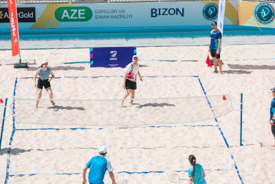EGP arenasında “AirBadminton” turniri keçirilib