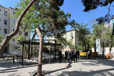 Nəsimi: Mirəli Qaşqay küşəsində abadlıq işləri aparılır