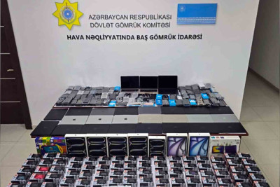Aeroportda qaçaqmalçılıq hadisəsi: yüzlərlə ədəd texnika ələ keçirilib