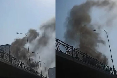 Ziya Bünyadov prospektində avtomobil yanıb