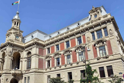 Bakının iki rayonunun icra başçılarına ciddi xəbərdarlıq edilib