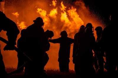 Xətaidə kafe yanıb