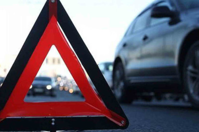 Yasamalda ağır yol qəzası: 2 nəfər xəsarət alıb