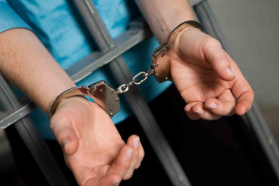 Xəzərdə kartdan oğurluq edənlər saxlanılıblar