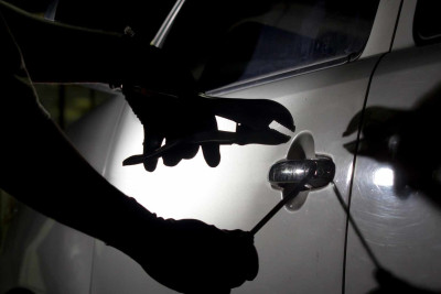 Ramana qəsəbəsində avtomobil qaçırılıb