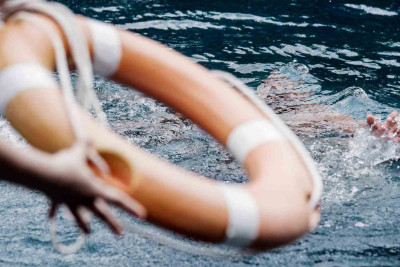 Bilgəh çimərliyində batma təhlükəsi ilə üzləşən 2 nəfər xilas olunub