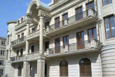 Mərkəzi İncəsənət Məktəbində korrupsiya qalmaqalı: direktor işdən çıxarılıb