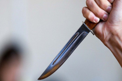 Binədə 10 yaşlı övladını qətlə yetirib, 4 yaşlını yaralayan kişi intihar edib