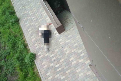 Xətaidə kişi beşinci mərtəbədən yıxılaraq ölüb