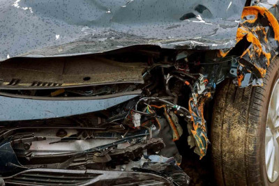 Suraxanıda avtoqəza xəsarətlə nəticələnib