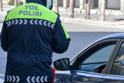 Baş Dövlət Yol Polisi İdarəsi sürücülərə müraciət edib