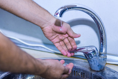 Bakının qəsəbələrində su problemi bitmir