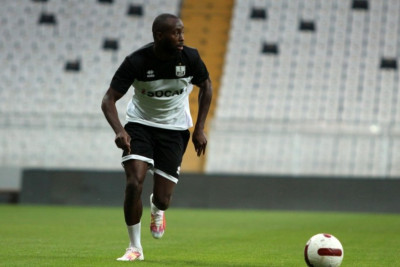 “Neftçi” PFK və futbolçusu cərimələnib