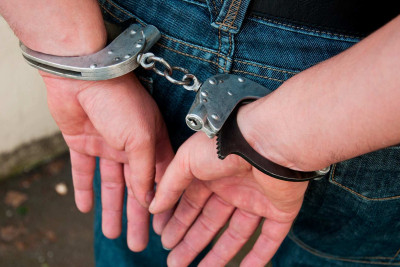 Xətaidə marketlərdən oğurluqda şübhəli bilinənlər tutulublar