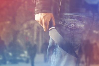 Ər 54 yaşlı arvadını bıçaqlayıb