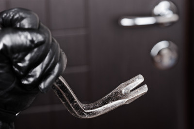 Nərimanov rayonunda oteldə oğurluq olub