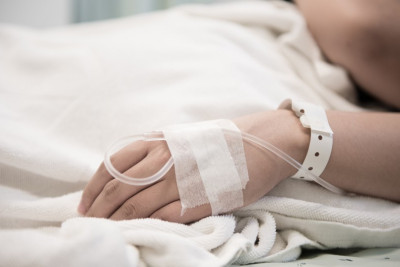 Xətaidə qadını maşın vurub