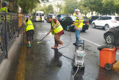 Nəsimi rayonunda növbəti təmizlik-abadlıq işləri aparılıb