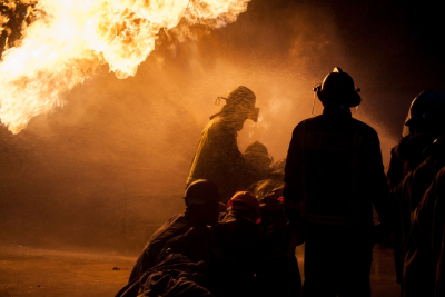 Paytaxt ərazisində yanğın olub