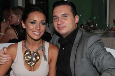 Alsu boşandığı Bakılı ərini yenidən məhkəməyə verəcək