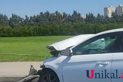 Aeroport yolunda 2 avtomobil toqquşub