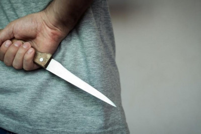 Bakıda gənc oğlan bıçaqlanıb