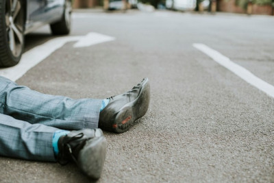 Xətaidə yeniyetməni maşın vurub