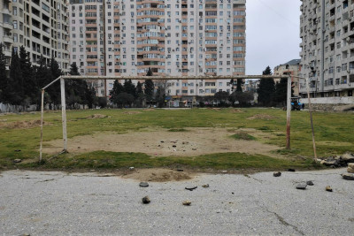 “Məhsul" stadionunu "satan" şəxslərdən biri məhkəmə zalından azadlığa buraxılıb
