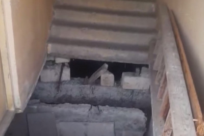 Xırdalanda pilləkənin çökdüyü yaşayış binasında təmir işləri aparılacaq