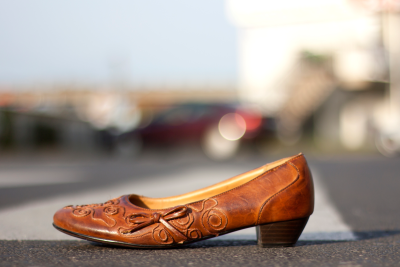 Abşeronda 26 yaşlı qızı avtomobil vurub