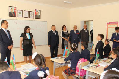 Birinci sinfə və məktəbəhazırlıq qruplarına qeydiyyatı gecikən uşaqların valideynlərinə şans verildi