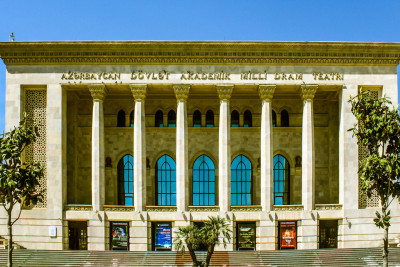 Akademik Milli Dram Teatrı cari ayın proqramını açıqlayıb