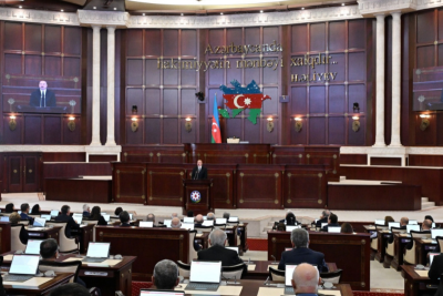 Deputatlara vəsiqələri verildi