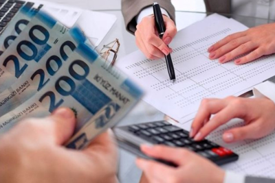 Qeyri-iş günlərində çalışan işçilərin maaşı necə hesablanmalıdır? – HÜQUQİ İZAH