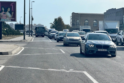Zabratda avtobus zolağı yaradılır