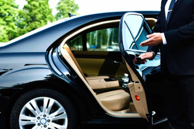 Bu deputatlara “Mercedes E 300” maşınları veriləcək (SİYAHI)