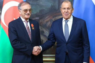 Lavrov Polad Bülbüloğluna Aleksandr Nevski ordenini təqdim etdi