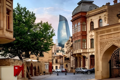 Bakı sakinlərinin NƏZƏRİNƏ: İçərişəhərə avtomobillərin girişi qadağan edilir