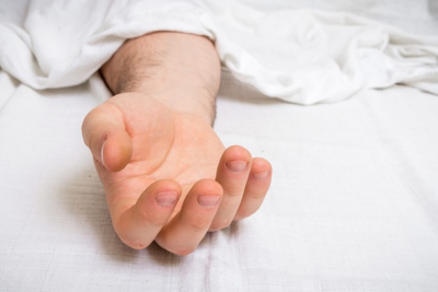 24 yaşlı oğlanın kirayə qaldığı evdə meyiti tapıldı