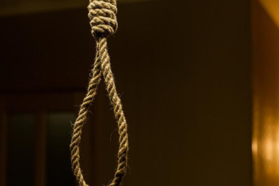 10-cu sinif şagirdi özünü öldürdü