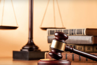 Bakıda qızını öldürməyə cəhd edən ataya hökm oxunub