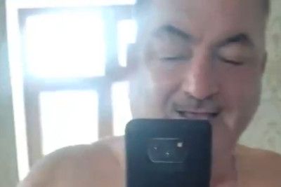 Soyunmağı ilə gündəmə gələn biznesmen məhkəməyə verildi