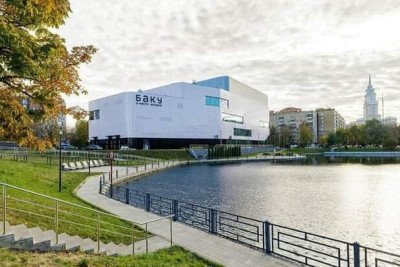 Moskvadakı "Bakı" kinoteatrı yenidən quruldu