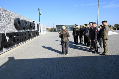 NATO nümayəndələri Hərbi Qənimətlər Parkında - VİDEO