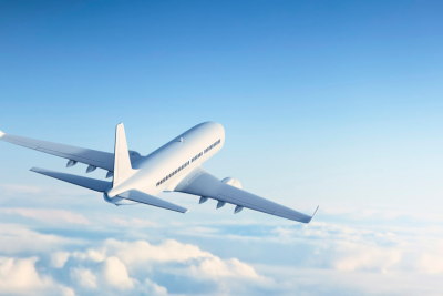 Təyyarədə sərnişin öldü – Bakıya məcburi eniş edildi