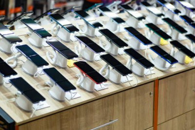 Azərbaycana sentyabra qədər nə qədər smartfon idxal edilib? - RƏSMİ STATİSTİKA