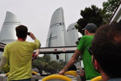 Turist Bakıda rus dilində söyüş söydü, həbs edildi