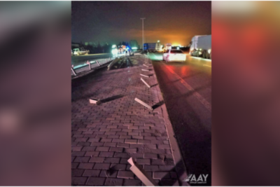 Qəzaya uğrayan yük maşınları yol təsərrüfatına ziyan vurublar