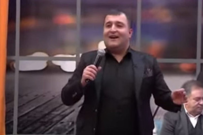 “Monte Karlo”da ofisiantlar müğənnini niyə bıçaqlayıb? - TƏFƏRRÜAT